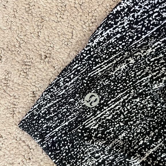 COPY - Lululemon skirt - Picture 5 of 5